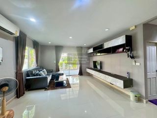 Haus zum Kauf mit 4 Zimmer in Min Buri, Bangkok