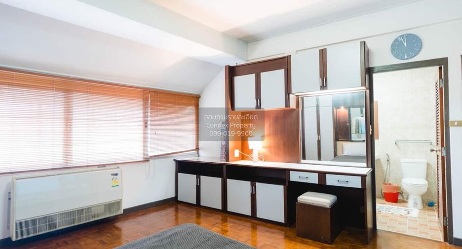 À vendre 2 chambres maison de ville à Bang Kho Laem, Bangkok