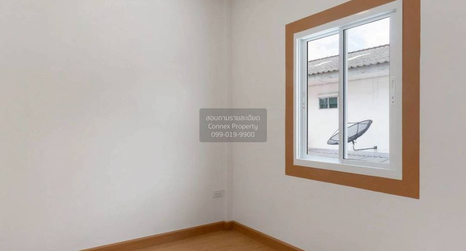 Casa adosada en venta de 3 habitaciones en Bang Bua Thong, Nonthaburi
