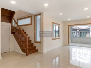 Casa adosada en venta de 3 habitaciones en Bang Bua Thong, Nonthaburi
