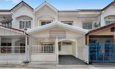 Casa adosada en venta de 3 habitaciones en Bang Bua Thong, Nonthaburi