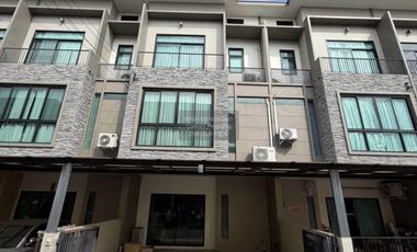 For sale 3 ベッドルーム townhouse in Bang Kruai, Nonthaburi