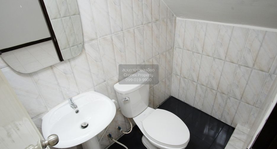 Casa adosada en venta de 3 habitaciones en Bang Bua Thong, Nonthaburi
