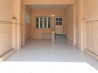 Casa adosada en venta de 3 habitaciones en Bang Bua Thong, Nonthaburi