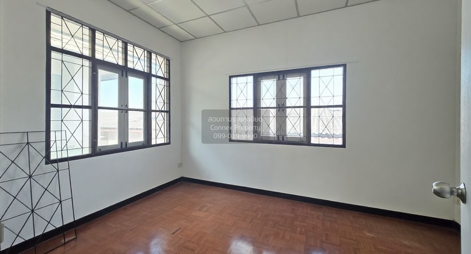 Casa adosada en venta de 3 habitaciones en Bang Bua Thong, Nonthaburi