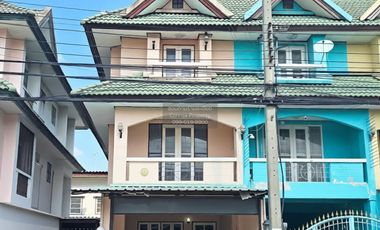 Casa adosada en venta de 3 habitaciones en Bang Bua Thong, Nonthaburi