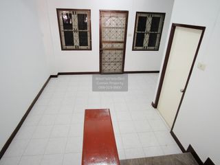 Casa adosada en venta de 3 habitaciones en Bang Bua Thong, Nonthaburi