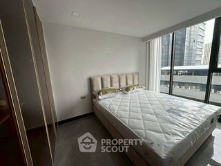 For sale 3 bedrooms condo in Huai Khwang, Bangkok