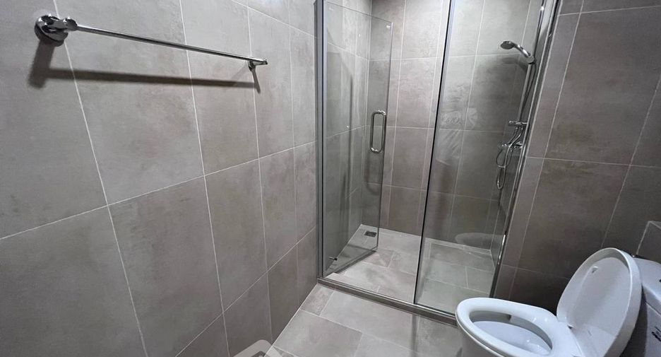For rent 1 bed condo in Yan Nawa, Bangkok