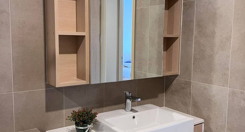 For rent 1 bed condo in Yan Nawa, Bangkok