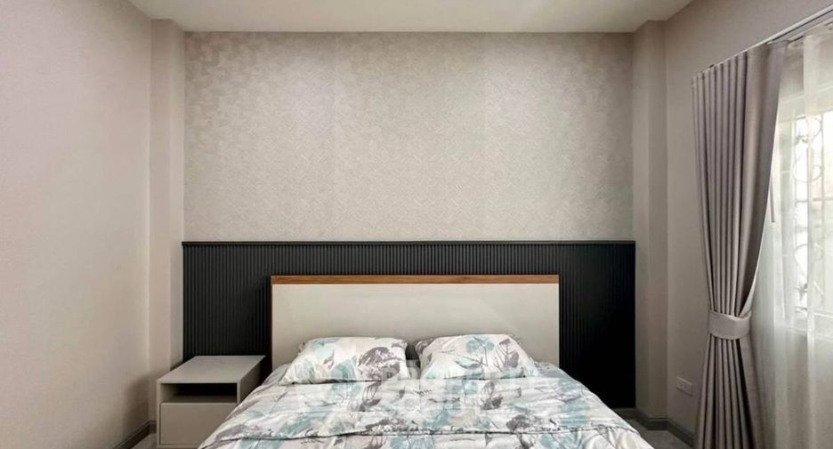 Haus zur Miete mit 3 Zimmer in Bang Lamung, Chonburi