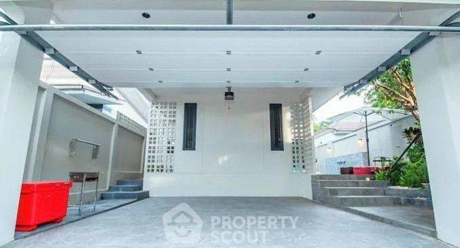 For rent 2 bedrooms villa in Sattahip, Pattaya