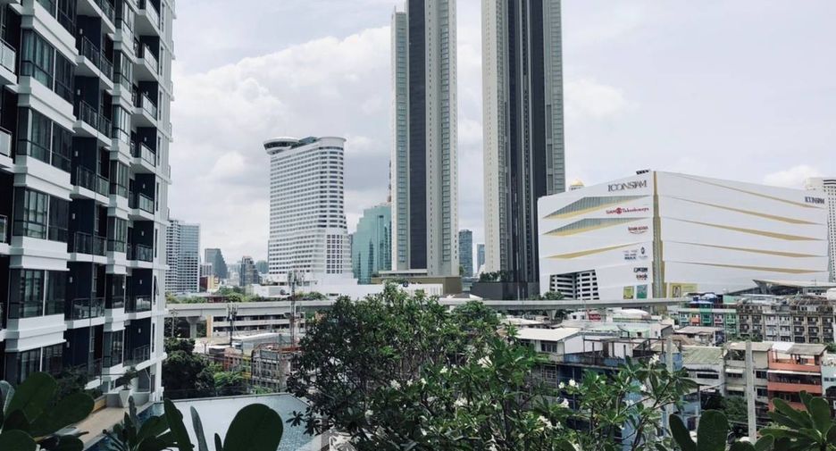 For rent 1 bed condo in Khlong San, Bangkok