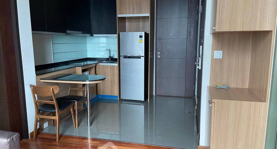 À louer 1 chambre condo à Pathum Wan, Bangkok