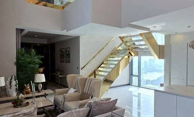 Condo en alquiler de 4 habitaciones en Khlong Toei, Bangkok