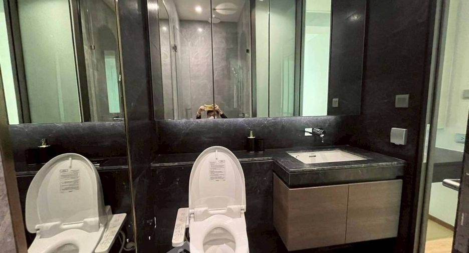 Condo en alquiler de 2 habitaciones en Pathum Wan, Bangkok