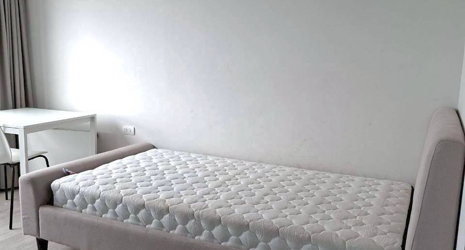 For rent 2 bedrooms condo in Bang Phlat, Bangkok