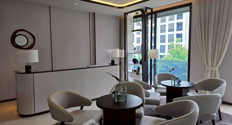 For rent 2 bedrooms condo in Watthana, Bangkok
