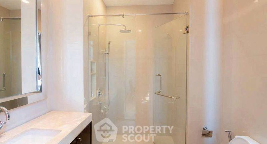 For rent 3 ベッドルーム apartment in Khlong Toei, Bangkok