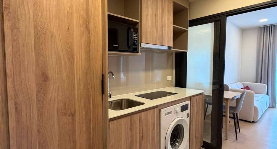 Wohnung zur Miete mit 1 Zimmer in Huai Khwang, Bangkok