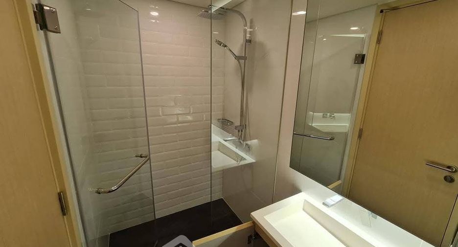 For rent 1 bed condo in Huai Khwang, Bangkok