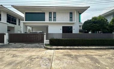 For rent 3 bedrooms house in Saphan Sung, Bangkok