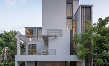 Casa en alquiler de 4 habitaciones en Saphan Sung, Bangkok