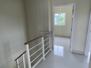 For rent 3 bedrooms townhouse in Suan Luang, Bangkok