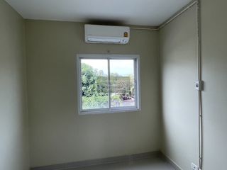 For rent 3 bedrooms townhouse in Suan Luang, Bangkok