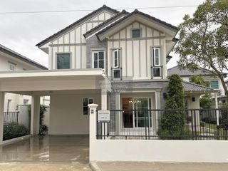 Аренда 5 спальни дом в Bang Phli, Самутпракан