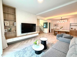 Аренда 5 спальни дом в Bang Phli, Самутпракан
