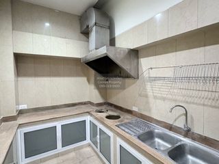 For rent 4 bedrooms townhouse in Nong Khaem, Bangkok