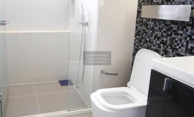 For rent 2 bedrooms condo in Sathon, Bangkok