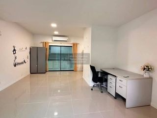 For rent 3 ベッドルーム townhouse in Prawet, Bangkok