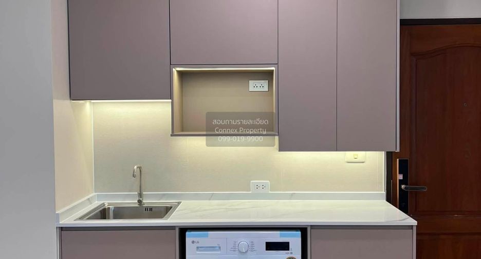 For rent 2 bedrooms condo in Sathon, Bangkok