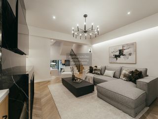 Reihenhaus zur Miete mit 5 Zimmer in Khlong Toei, Bangkok