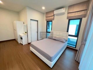 À louer 4 chambres maison à Bang Phli, Samut Prakan