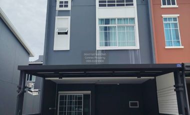 For rent 2 bedrooms townhouse in Mueang Pathum Thani, Pathum Thani