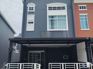For rent 2 bedrooms townhouse in Mueang Pathum Thani, Pathum Thani