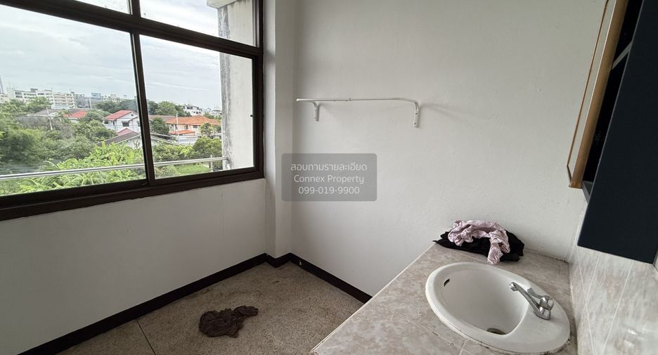 Gewerbefläche zur Miete mit 1 Zimmer in Prawet, Bangkok