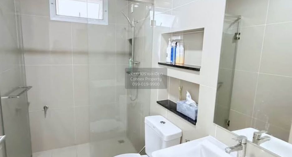 Haus zur Miete mit 4 Zimmer in Mueang Phuket, Phuket
