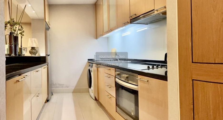 For rent 2 bedrooms condo in Sathon, Bangkok