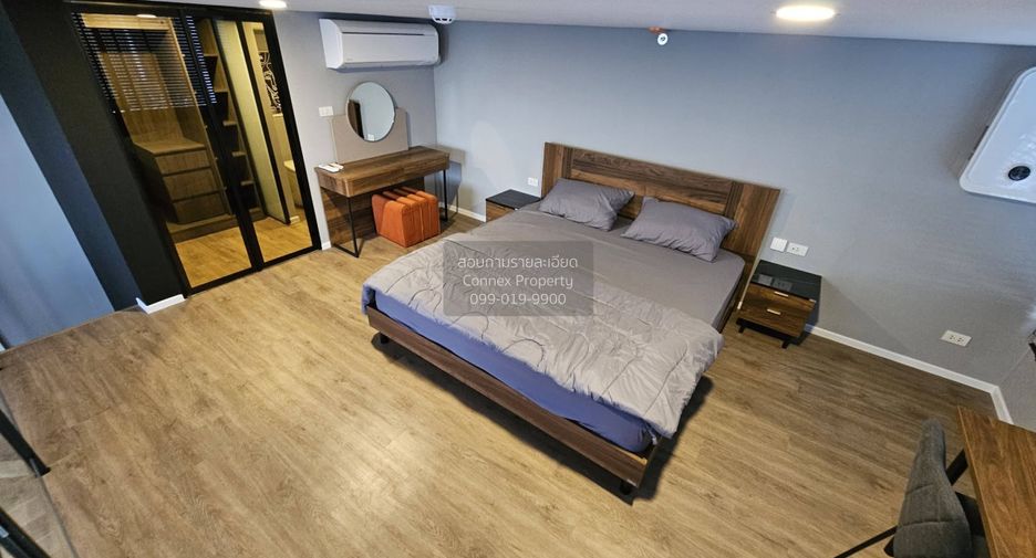 For rent 2 bedrooms condo in Huai Khwang, Bangkok