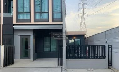 For rent 3 ベッドルーム townhouse in Bang Phli, Samut Prakan