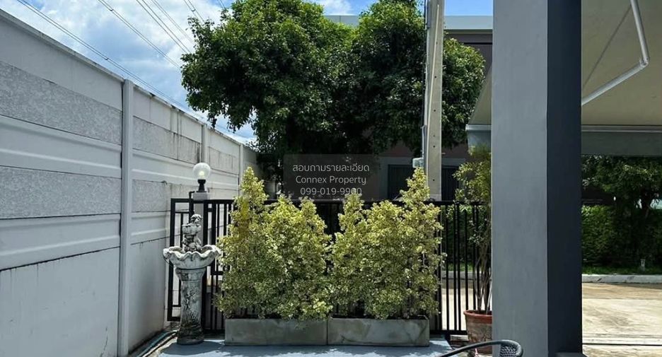 For rent 3 bedrooms townhouse in Bang Phli, Samut Prakan