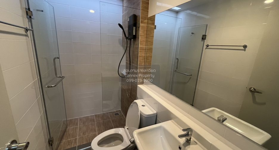 For rent 3 bedrooms townhouse in Bang Phli, Samut Prakan