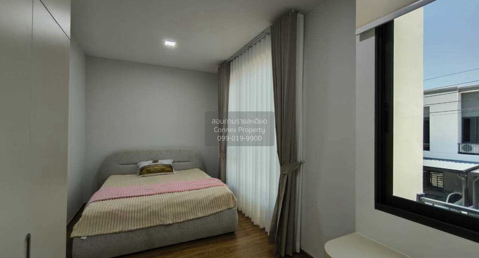 À louer 3 chambres maison de ville à Bang Phli, Samut Prakan