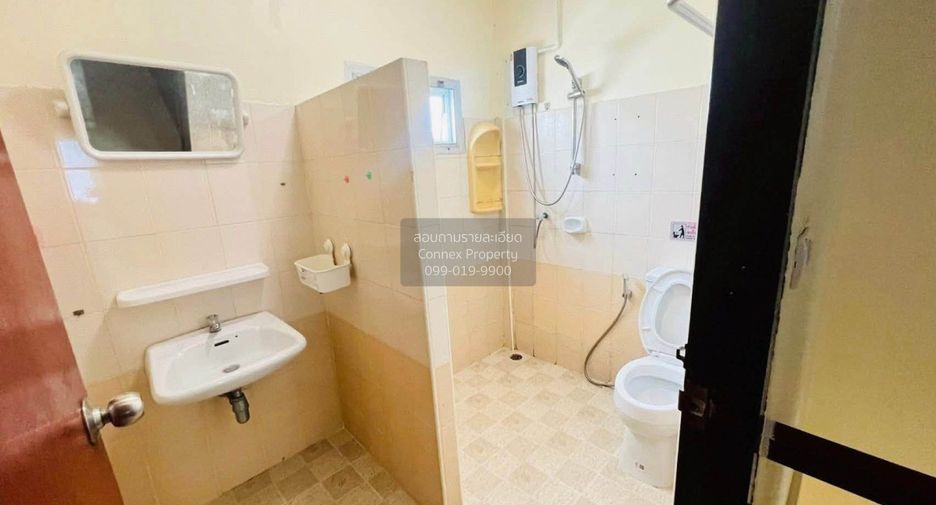 For rent 3 bedrooms townhouse in Mueang Phuket, Phuket