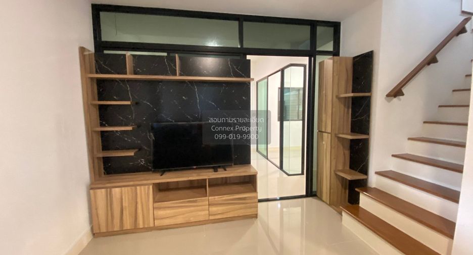 For rent 3 bedrooms townhouse in Mueang Phuket, Phuket