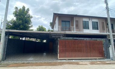 For rent 3 bedrooms townhouse in Mueang Phuket, Phuket